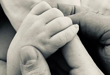 Inés Arrimadas con su hijo recién nacido. | Instagram