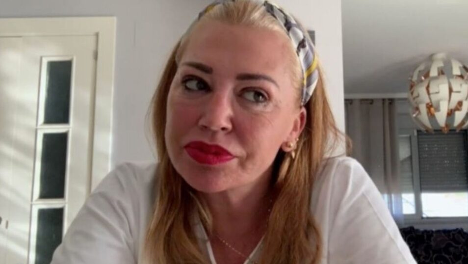 La respuesta de Belén Esteban a la muerte de Humberto Janeiro Belén Esteban está de vacaciones y no quiso coger el teléfono para hablar de Humberto Janeiro.