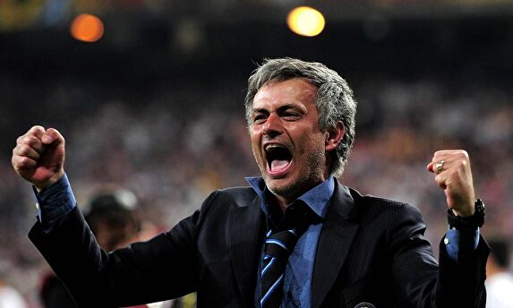 José Mourinho, el día que ganó el triplete con el Inter... y acordó su fichaje por el Real Madrid. | EFE/Archivo