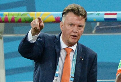 Louis van Gaal, dirigiendo a Países Bajos en el Mundial de Brasil 2014. | Cordon Press
