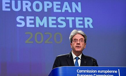 Paolo Gentiloni, comisario europeo de Economía, este miércoles, durante la rueda de prensa de presentación del Semestre Europeo 2020. | EFE