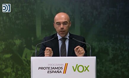 Vox afirma que no se opone al "ingreso mínimo"