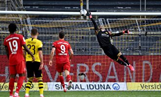 Una genialidad de Kimmich acerca al Bayern a su octava Bundesliga consecutiva