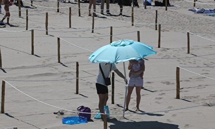 PLaya con distancia de seguridad | Cordon Press