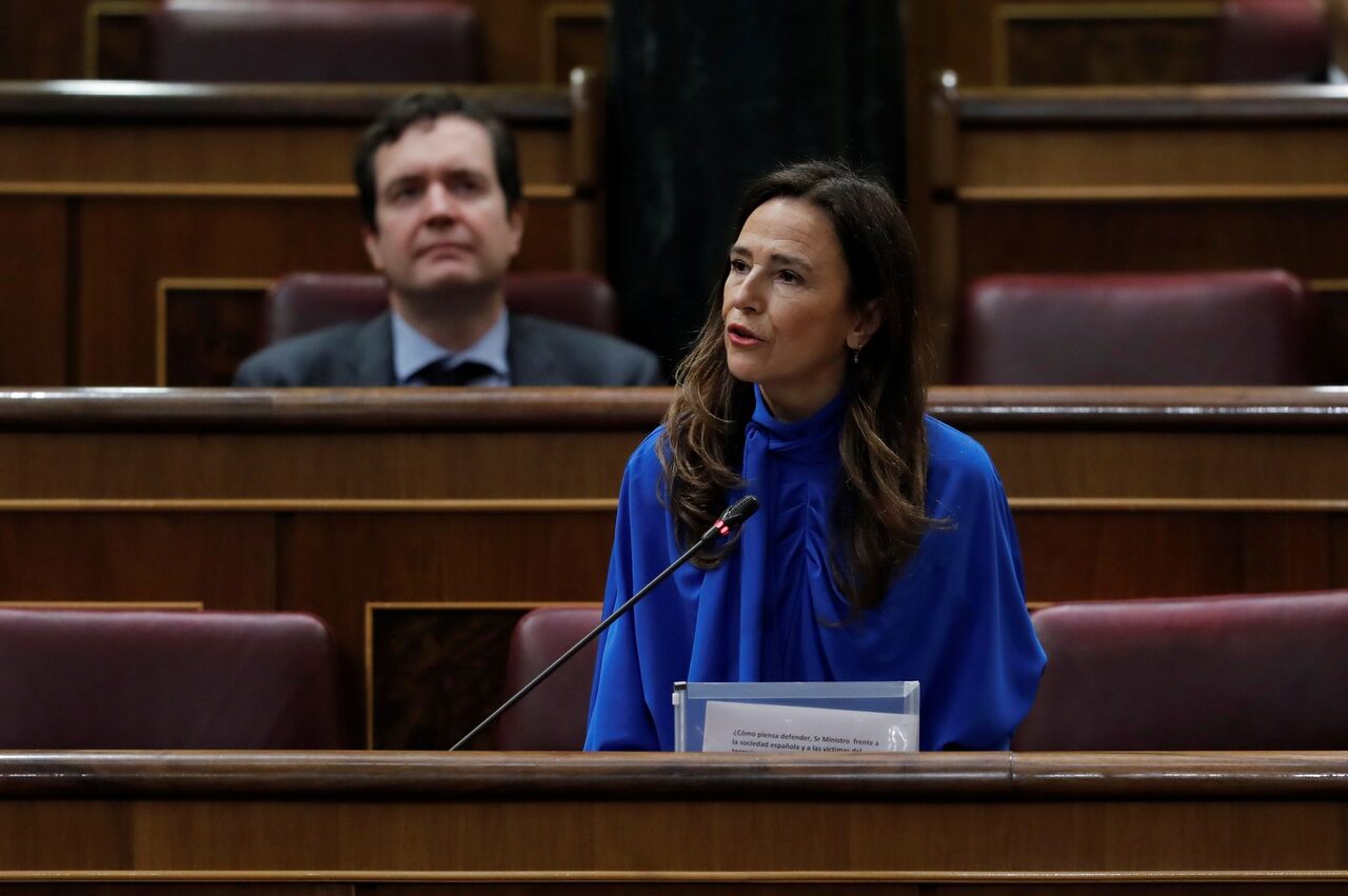 La diputada del PP, Teresa Jiménez-Becerril, durante la sesión de control al Gobierno. | EFE