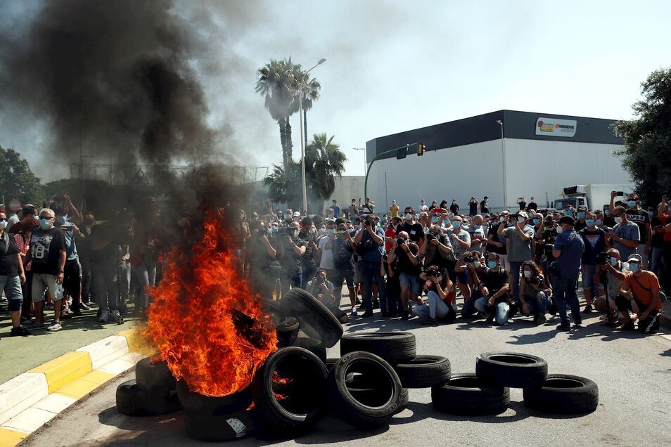 Y ahora está pasando? - Página 40 Protestas-cierre-nissan-barcelona-280520