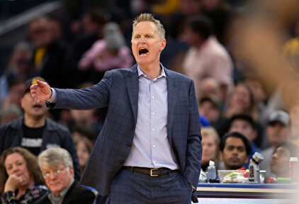 Steve Kerr, técnico de los Warriors, indignado con Donald Trump | EFE