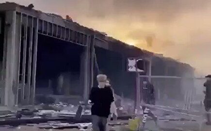 Saqueos y destrozos durante las protestas en Mineápolis