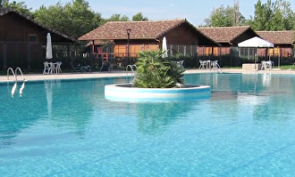 Así es el búnker de lujo en Arganda donde se graba 'Supervivientes'