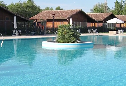 Así es el búnker de lujo en Arganda donde se graba 'Supervivientes'