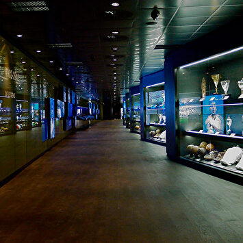 Tour por el Santiago Bernabéu | EFE