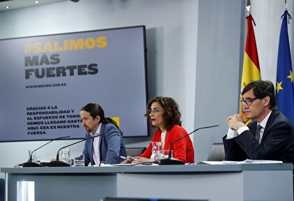 Salvador Illa, María Jesús Montero y Pablo Iglesias este martes. | EFE