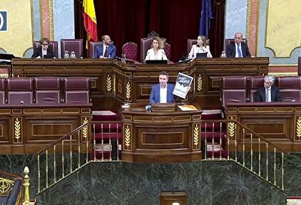 Guillermo Díaz le recuerda a ERC su pasado racista ante la incredulidad de Rufián