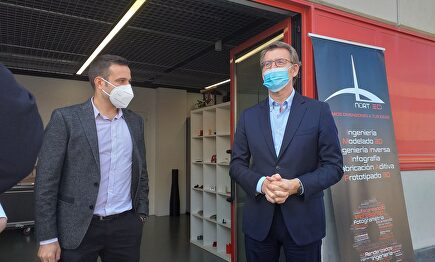 El presidente de la Xunta, Alberto Núñez Feijóo, en una visita a la empresa Nort3D | Paula Justo (Europa Press)