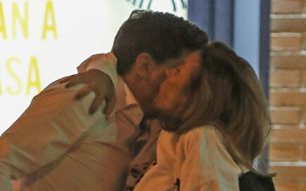 Marta López acompañada de un desconocido amigo | Gtres