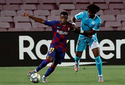 Ansu Fati debe mejorar la concentración | EFE