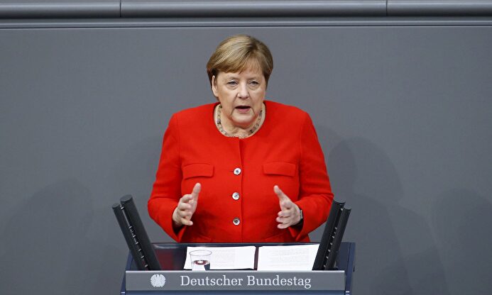 La canciller alemana, Angela Merkel, este jueves en el Bundestag | EFE