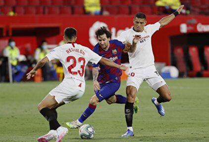 Leo Messi, en acción durante el Sevilla-Barcelona del pasado viernes. | EFE