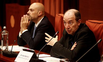 El director de TV3, Vicent Sanchís, y el director de Catalunya Ràdio, Saül Gordillo. | EFE