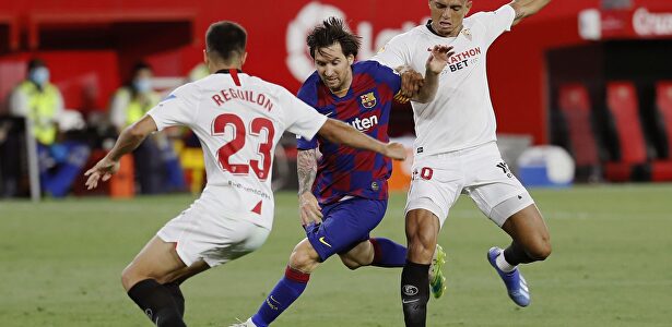 El Sevilla detuvo a Messi. | EFE