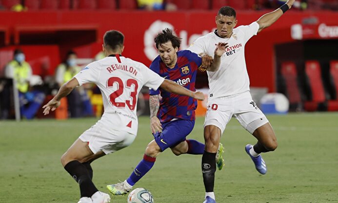 Duelo de altura en Sevilla. | EFE