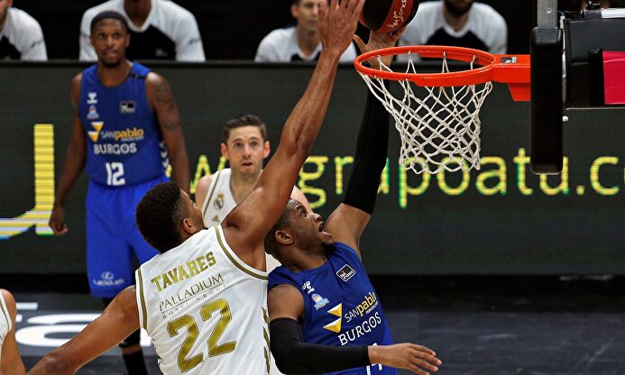 El San Pablo Burgos superó, por primera vez en su historia, al Real Madrid | EFE