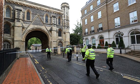 La policía británica acordona la zona del atentado. | EFE