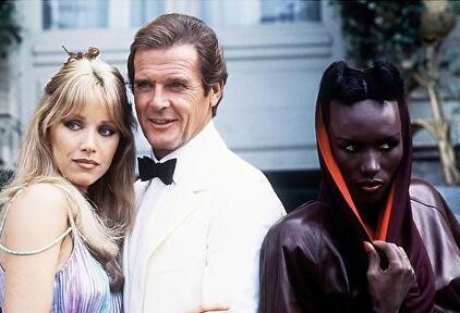Tanya Roberts, Grace Jones y Roger Moore | Cordon Press