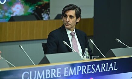 El presidente ejecutivo de Telefónica, José María Álvarez-Pallete, en la cumbre | Europa Press