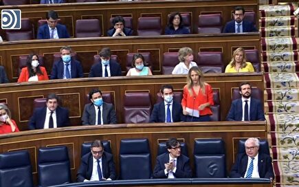 Cayetana, a Sánchez: "¿Por qué no dice que ha salvado la vida de 45 millones?"