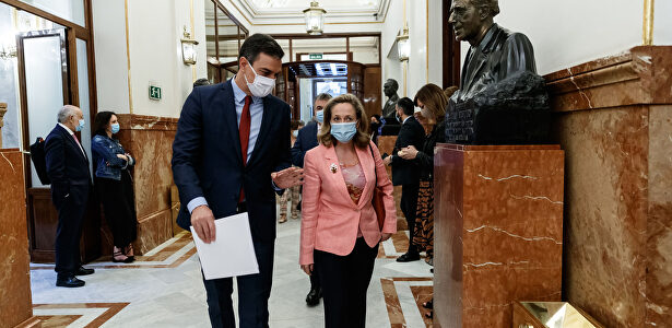El presidente del Gobierno, Pedro Sánchez y la ministra, Nadia Calviño | Europa Press