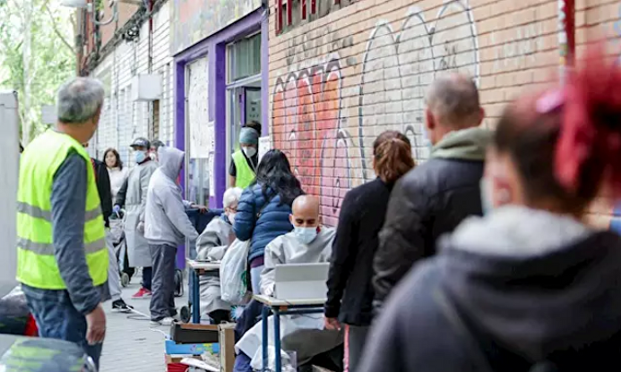 Colas del hambre. | Ricardo Rubio (Europa Press)