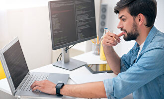 Los perfiles tecnológicos se han potenciado con la pandemia | Alamy