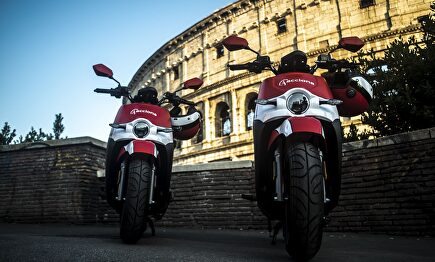 Acciona inicia el servicio de 'motosharing' en Roma | Europa Press