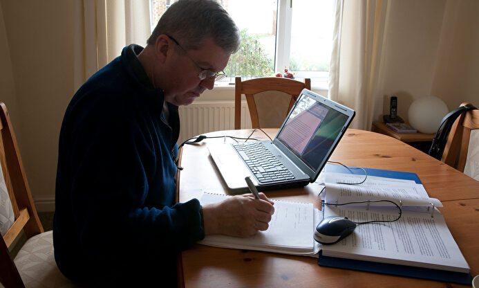 Nueva ley de Trabajo a Distancia | Alamy