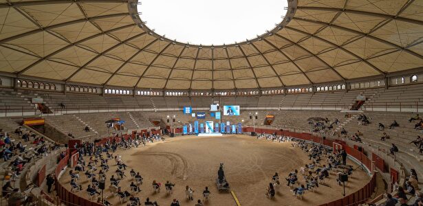 Mitin de Feijóo en la plaza de toros de Pontevedra | PPdeG