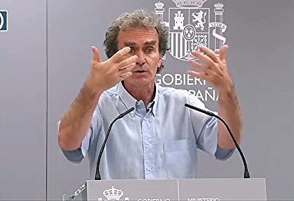 Simón ve ahora "egoístas" las mascarillas FFP2 y "altruistas" las quirúrgicas