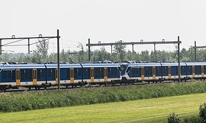 Tren de Cercanías fabricado por CAF | Europa Press