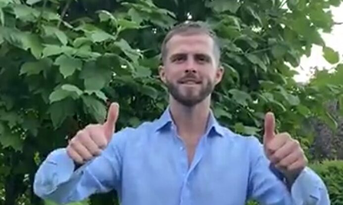 Pjanic ya habla catalán tras fichar por el Barcelona