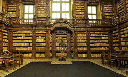 Biblioteca Girolamini | Wikipedia