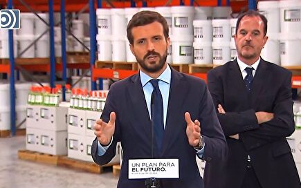 Casado denuncia el "sectarismo" del PSOE que "atenta contra la libertad de las familias"
