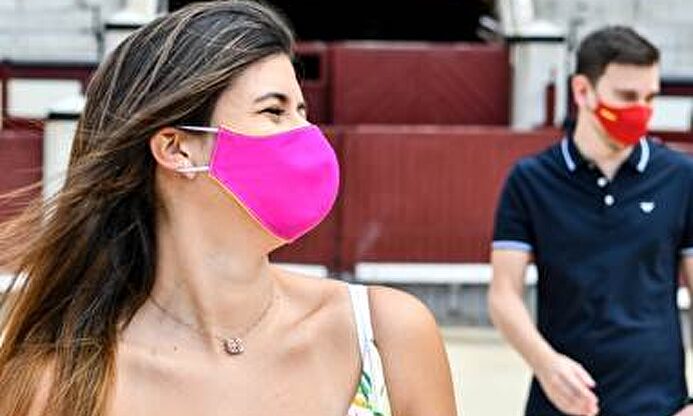 Mascarillas de inspiración taurina | EsRadio Sevilla