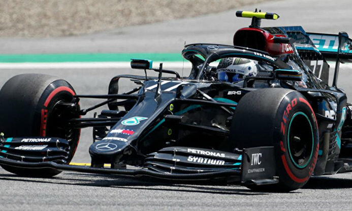 Bottas volvió a situarse en clasificación por encima de Hamilton | EFE