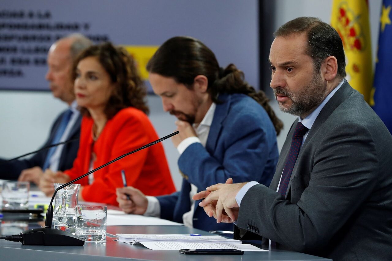María Jesús Montero, Pablo Iglesias y José Luis Ábalos, este martes | EFE