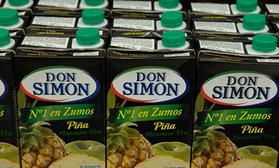 Zumos Don Simon | Alamy