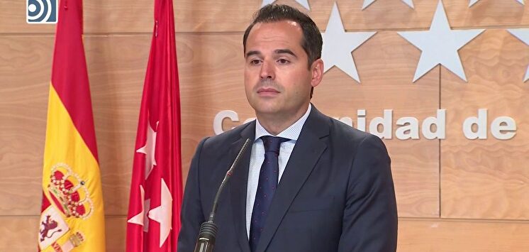 La Comunidad de Madrid repartirá dos mascarillas FFp2 a los mayores de 65 años