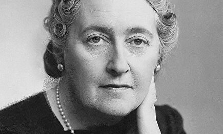 La escritora Agatha Christie | Wikipedia