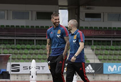 Iniesta y Ramos recuerdan el Mundial en el décimo aniversario: "Ese gol lo metió todo un país"