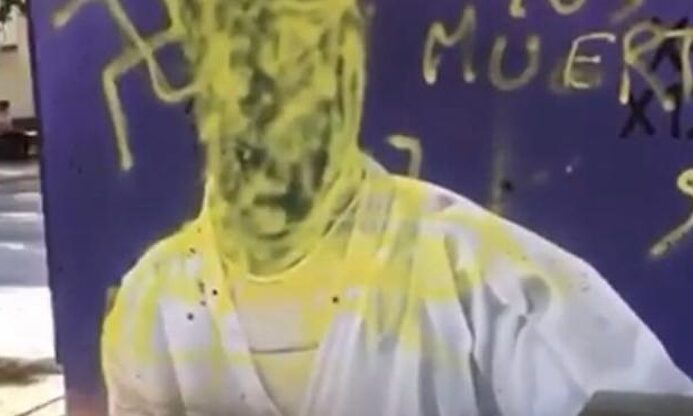 Pintadas contra el karateca Babacar Seck en Zaragoza. | Federación Española de Kárate