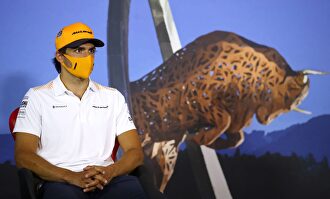McLaren reconoce haber perjudicado a Carlos Sainz en Estiria | EFE